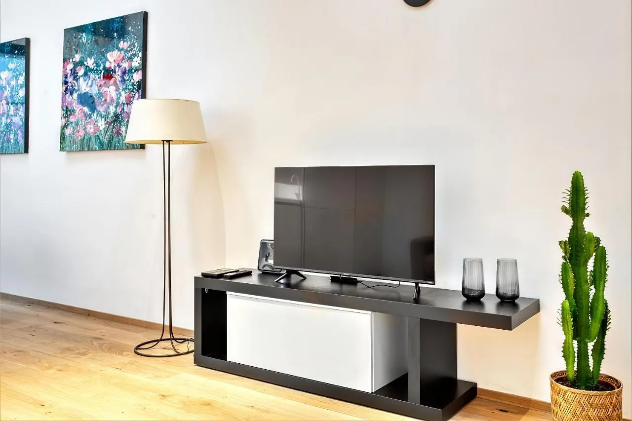 Apartament Winter Garden - Milan Isola - Via Pastrengo